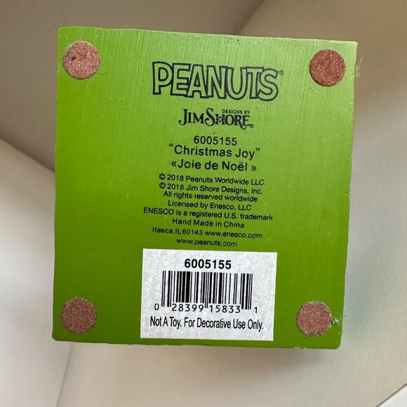 Jim Shore Snoopy Holding Snow Globe Christmas Peanuts - Picture 6 of 10